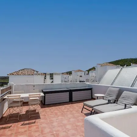 Duplex Penthouse With Sea Views *