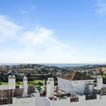 Luxury Penthouse Rooftop Sea & Golf Views * Estepona