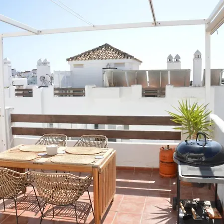 Luxury Penthouse Rooftop Sea & Golf Views Ferienhaus Estepona