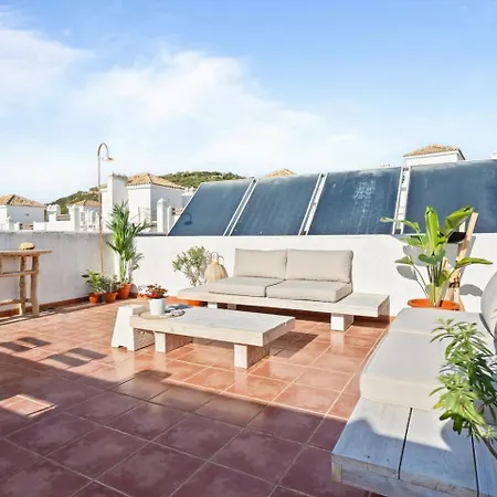 Luxury Penthouse Rooftop Sea & Golf Views Ferienhaus Estepona
