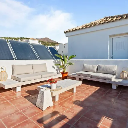 Luxury Penthouse Rooftop Sea & Golf Views Ferienhaus Estepona