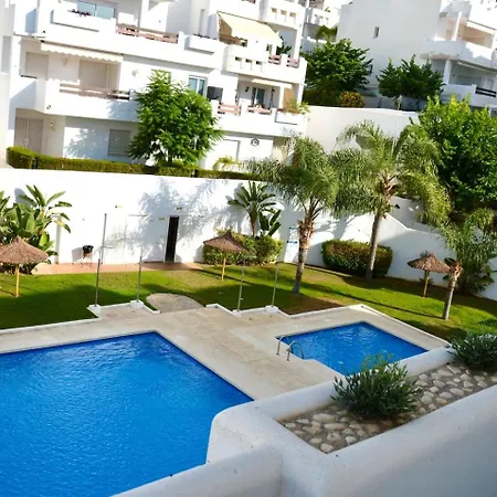Luxury Penthouse Rooftop Sea & Golf Views * Estepona
